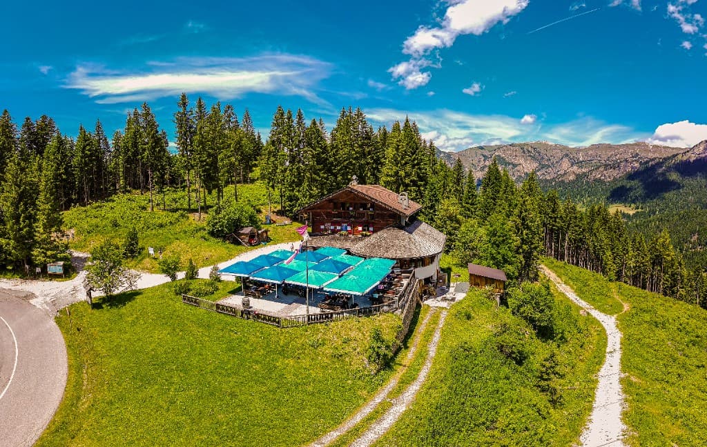 Logo Rifugio Passo Nigra